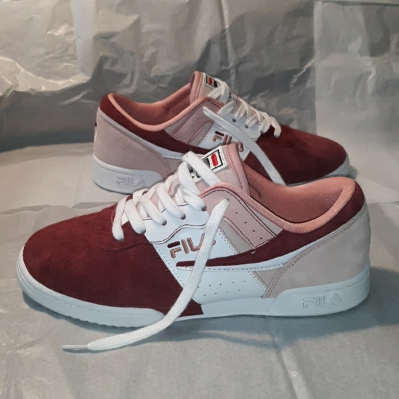 🚨 Fila Classic Sneakers Women size 9 Brand NEW - Picture 7 of 8